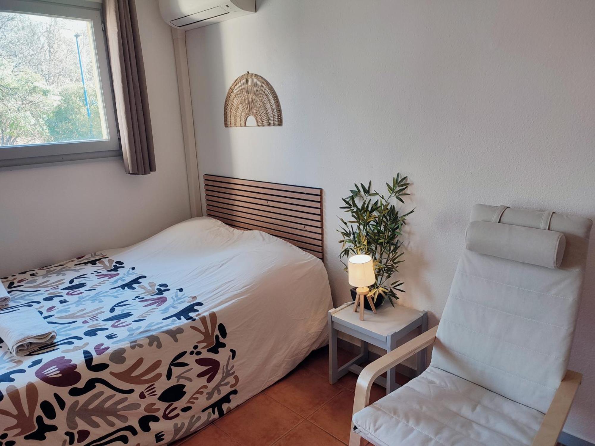 Le Studio Des Garrigues - Climatise Gréoux-les-Bains Kültér fotó